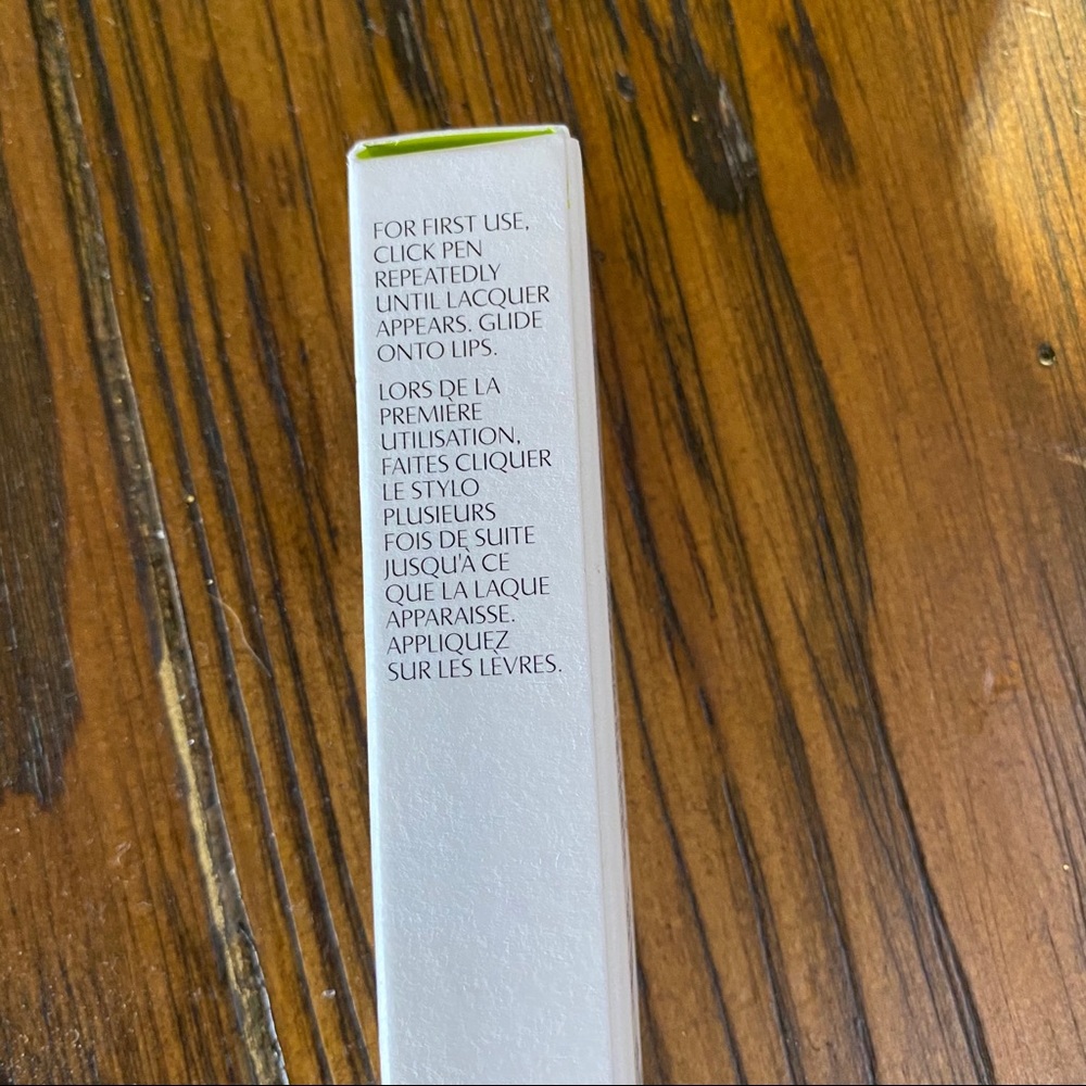 Glossier Play Vinylic Lip High Shine Lacquer - Picture 5 of 6